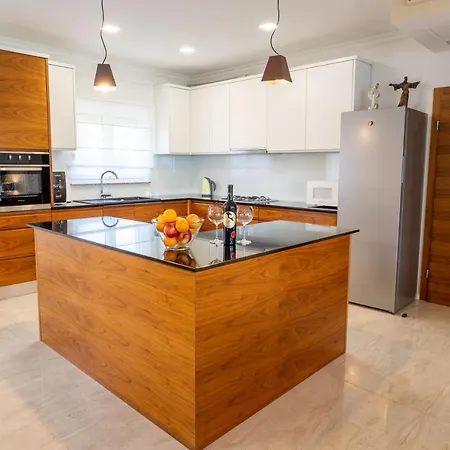 Carpinus Willa Široki Brijeg